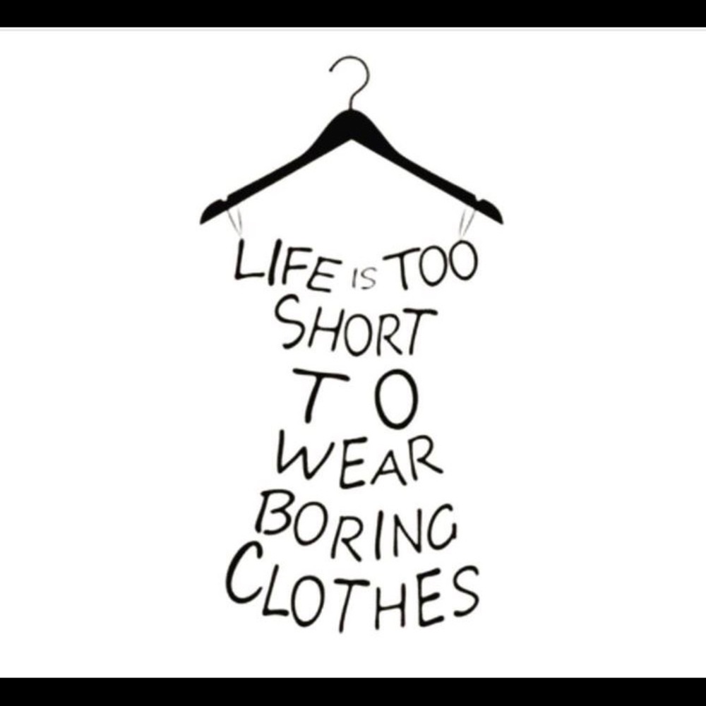 Welcome to my closet 👠👗👛